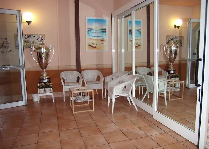 Conte Luna Отель